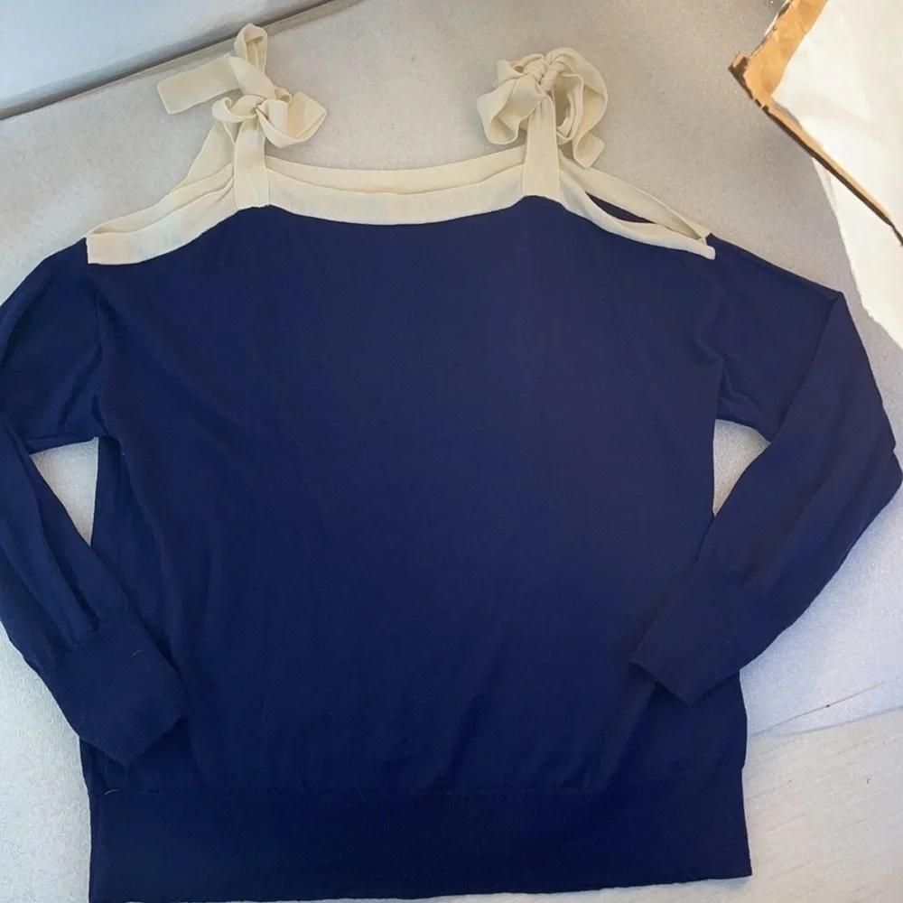 J crew blue merino wool tie cold shoulder sweater large